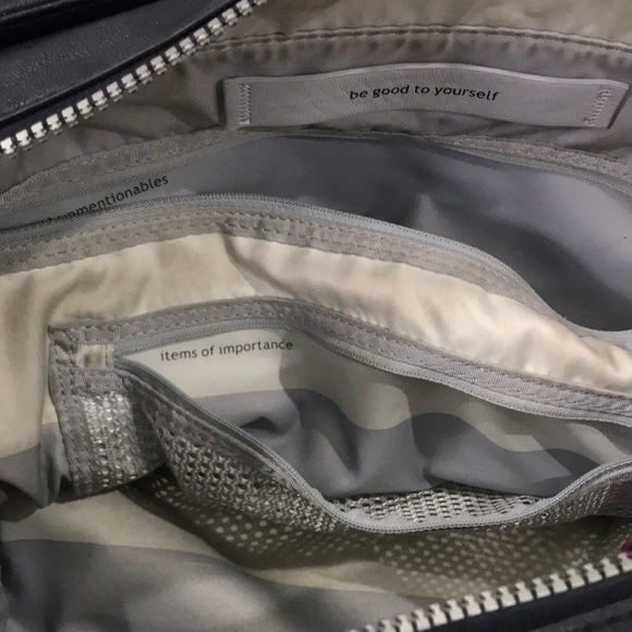 Lululemon follow your bliss navy gym yoga bag - Picture 5 of 7